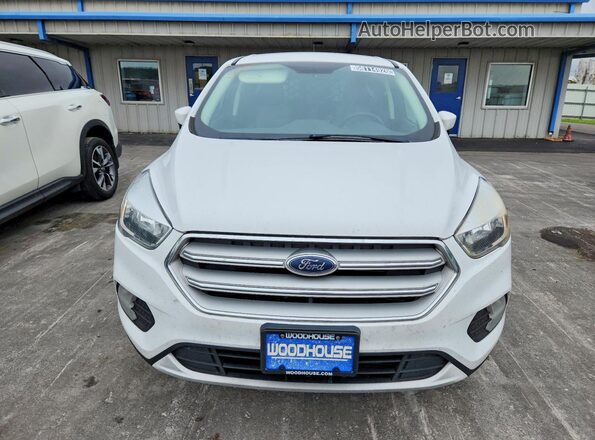 1FMCU0GD0KUC54728 2019 FORD ESCAPE White Front view