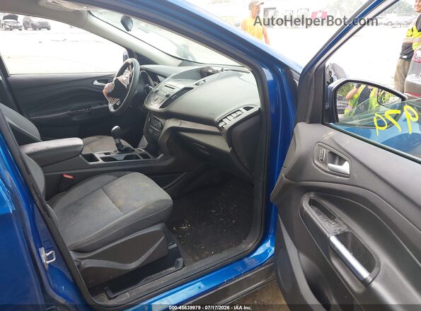 1FMCU0GD1HUA10840 2017 FORD ESCAPE Blue Սալոնի դիմացի տեսք