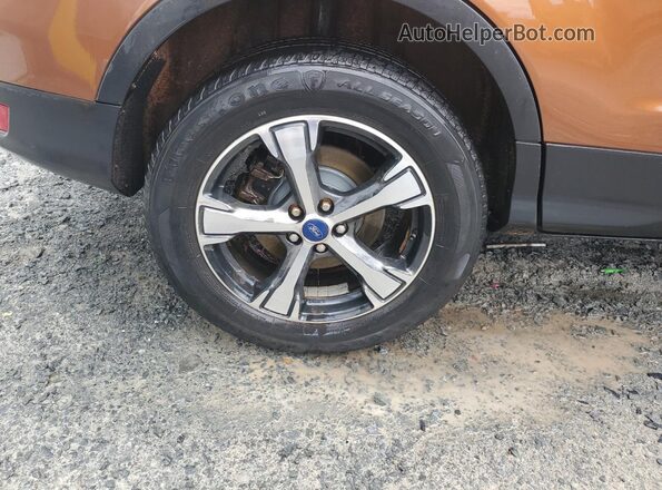 1FMCU0GD1HUB54646 2017 FORD ESCAPE Orange 