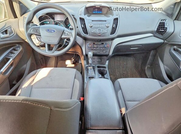 1FMCU0GD1HUB78056 2017 FORD ESCAPE Серый Вид панели приборов