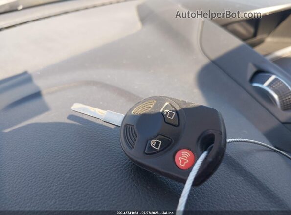 1FMCU0GD1HUC51538 2017 FORD ESCAPE Серебряный Вид панели приборов