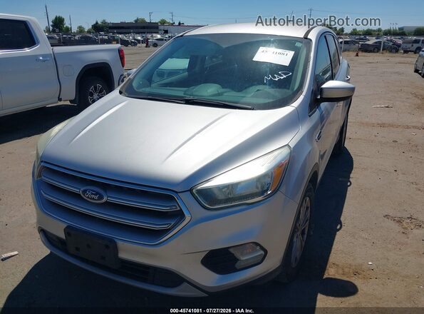 1FMCU0GD1HUC51538 2017 FORD ESCAPE Серебряный Передняя левая четверть