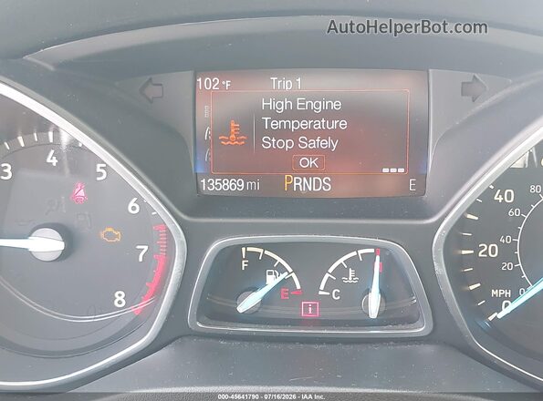 1FMCU0GD1HUC59798 2017 FORD ESCAPE Белый Вид задних сидений