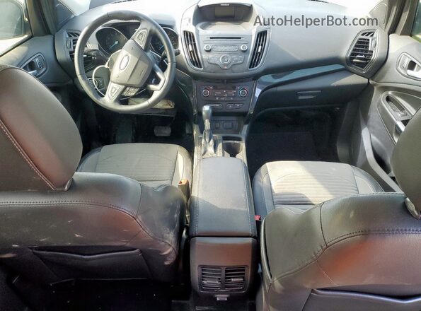 1FMCU0GD1HUD15982 2017 FORD ESCAPE Silver Widok deski rozdzielczej