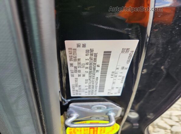 1FMCU0GD1HUD74594 2017 FORD ESCAPE Black VIN sticker view