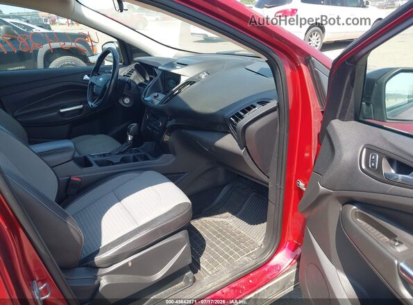 1FMCU0GD1JUA63219 2018 FORD ESCAPE Red წინა სალონის ხედი