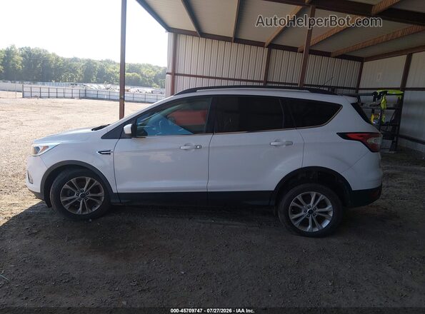 1FMCU0GD1JUA74978 2018 FORD ESCAPE White Widok wnętrza 360 stopni