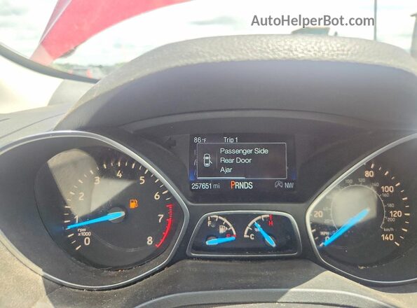 1FMCU0GD1JUD17639 2018 FORD ESCAPE Red Սարքավորումների վահանակի տեսք