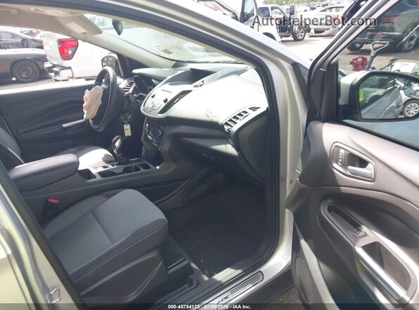 1FMCU0GD1JUD47451 2018 FORD ESCAPE Silver Սալոնի դիմացի տեսք