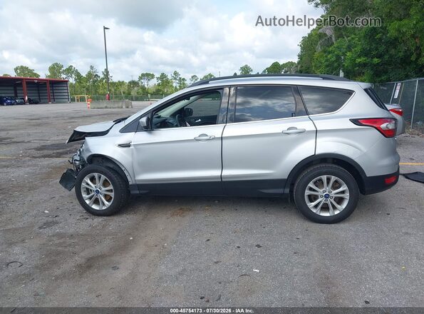1FMCU0GD1JUD47451 2018 FORD ESCAPE Silver Սալոնի 360 աստիճան տեսք