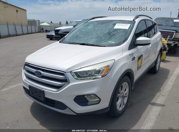1FMCU0GD2HUC67795 2017 FORD ESCAPE White Передня ліва чверть