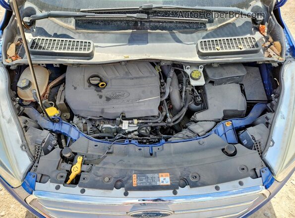 1FMCU0GD2HUE05786 2017 FORD ESCAPE Blue Engine compartment view