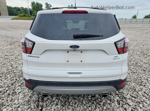 1FMCU0GD2HUE26489 2017 FORD ESCAPE Белый Вид сзади