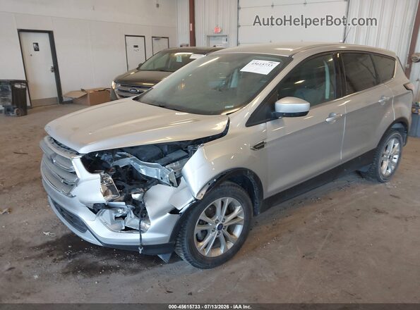 1FMCU0GD2HUE45740 2017 FORD ESCAPE Silver Vista tres cuartos delantera izquierda