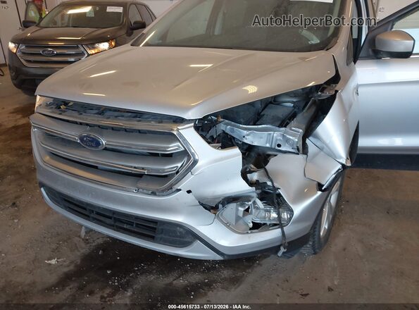 1FMCU0GD2HUE45740 2017 FORD ESCAPE Silver Vista frontal