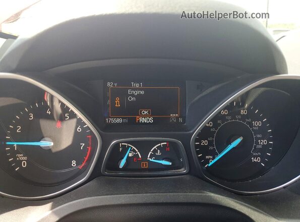 1FMCU0GD2HUE84330 2017 FORD ESCAPE Red Vista del cuadro de instrumentos