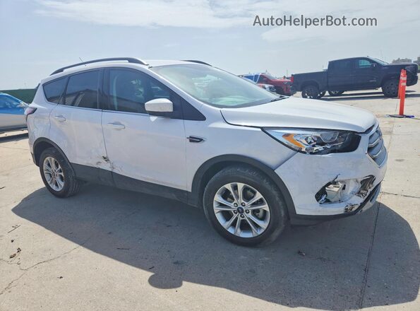 1FMCU0GD2HUE85395 2017 FORD ESCAPE White Przód prawy