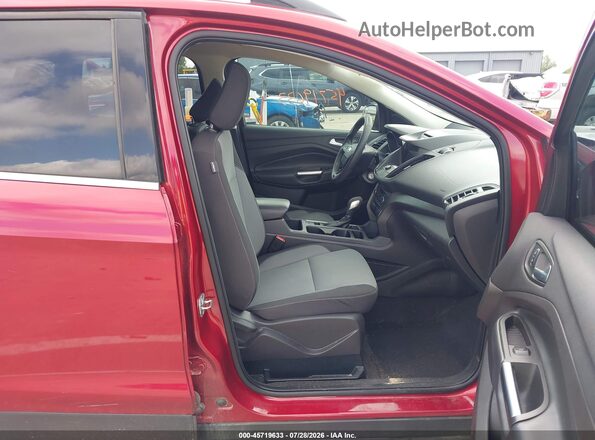 1FMCU0GD2JUA79428 2018 FORD ESCAPE Red Вид салону спереду