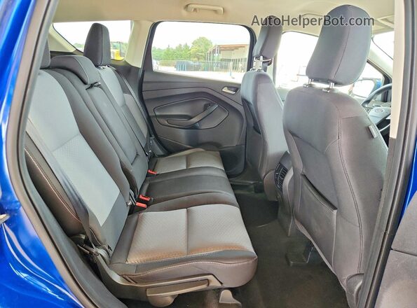 1FMCU0GD2JUB03355 2018 FORD ESCAPE Синий Вид задней части салона