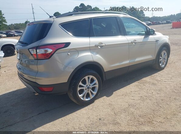 1FMCU0GD2JUB72269 2018 FORD ESCAPE Tan Задня права чверть