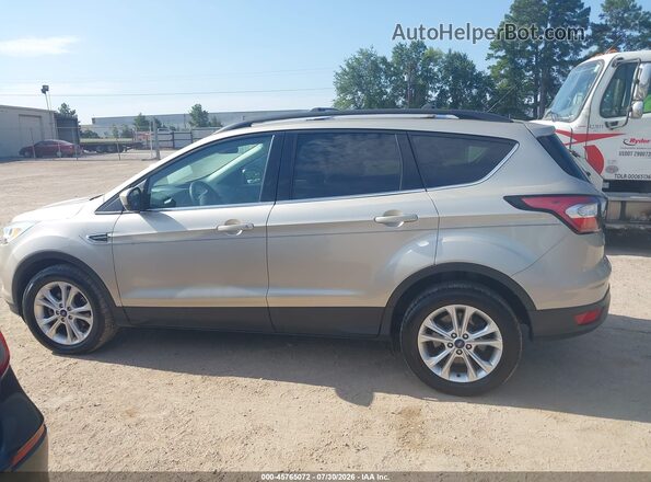 1FMCU0GD2JUB72269 2018 FORD ESCAPE Tan Панорамний вид салону 360°