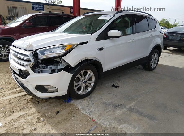 1FMCU0GD2JUC17095 2018 FORD ESCAPE White Առջևի ձախ երեք քառորդ տեսարան
