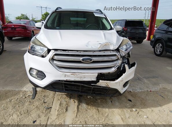 1FMCU0GD2JUC17095 2018 FORD ESCAPE White Սարքավորումների վահանակի տեսք