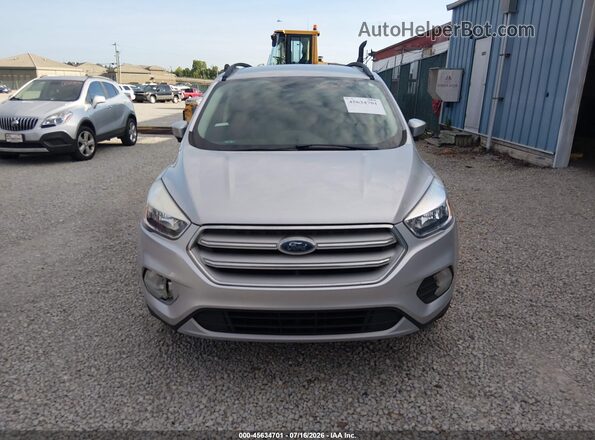 1FMCU0GD2JUC46791 2018 FORD ESCAPE Silver Vista frontal