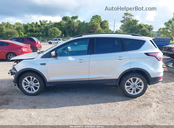 1FMCU0GD2JUC55300 2018 FORD ESCAPE Silver Панорамний вид салону 360°
