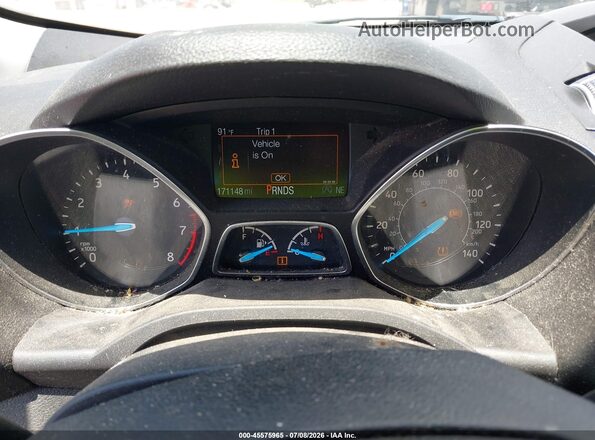 1FMCU0GD2JUC90516 2018 FORD ESCAPE Gray Widok tylnych siedzeń