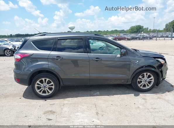 1FMCU0GD2JUC90516 2018 FORD ESCAPE Gray Widok wnętrza z tyłu