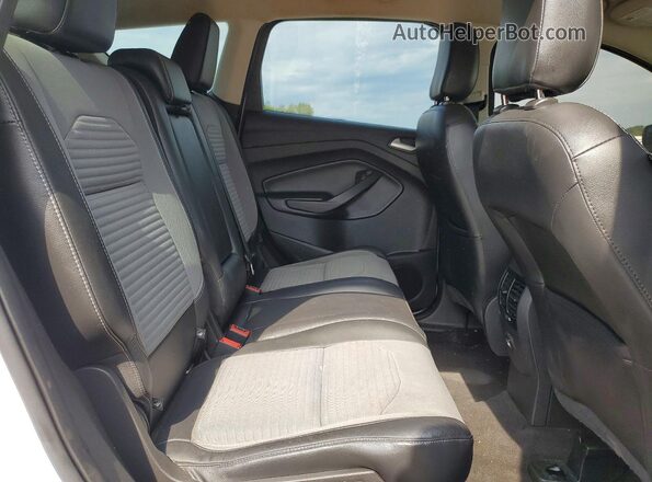 1FMCU0GD2KUA73419 2019 FORD ESCAPE White უკანა სალონის ხედი
