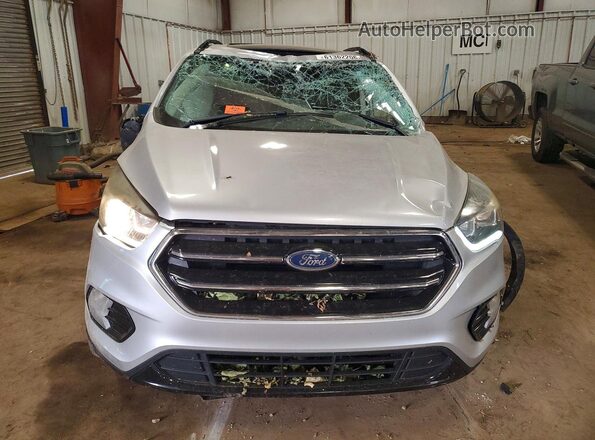 1FMCU0GD3HUA12458 2017 FORD ESCAPE Silver Front view