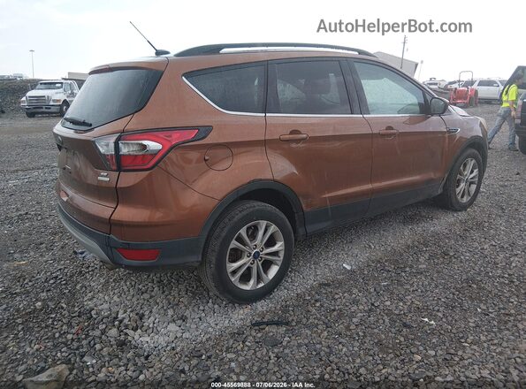 1FMCU0GD3HUA57576 2017 FORD ESCAPE Оранжевый Задняя правая четверть