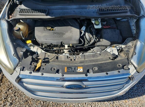 1FMCU0GD3HUB05299 2017 FORD ESCAPE White Vista interior trasera