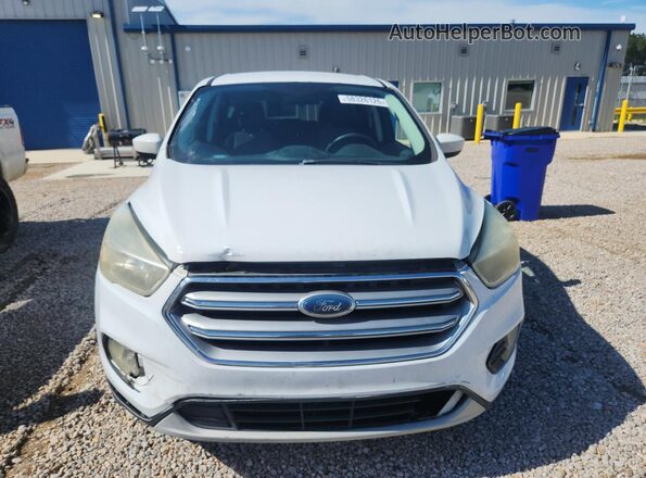 1FMCU0GD3HUB05299 2017 FORD ESCAPE White Vista frontal
