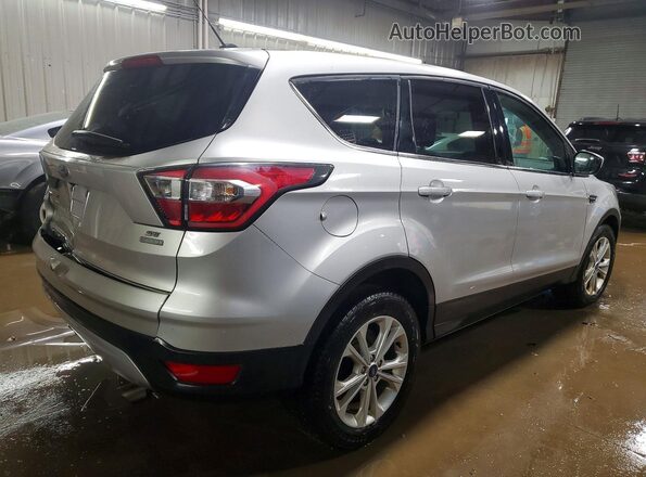 1FMCU0GD3HUB13144 2017 FORD ESCAPE Silver უკანა მარჯვენა