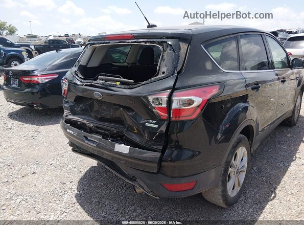 1FMCU0GD3HUD04434 2017 FORD ESCAPE Black Вид задньої частини салону