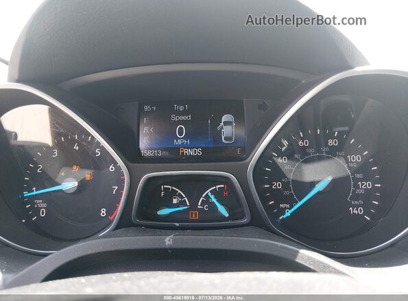 1FMCU0GD3HUE97345 2017 FORD ESCAPE White Vista de los asientos traseros