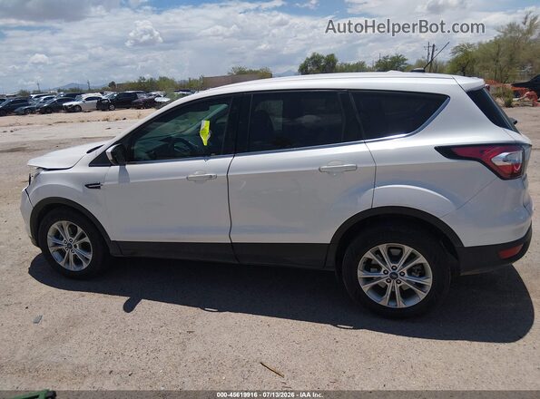 1FMCU0GD3HUE97345 2017 FORD ESCAPE White Vista interior trasera