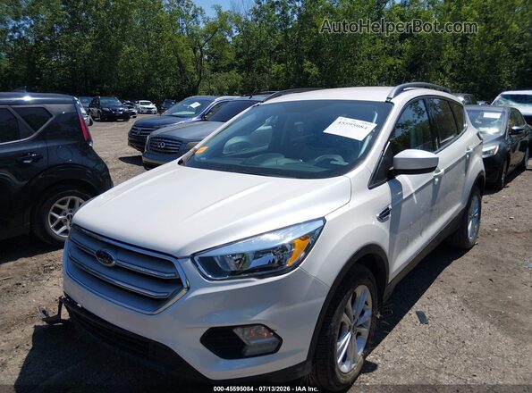 1FMCU0GD3JUA81236 2018 FORD ESCAPE White Передня ліва чверть