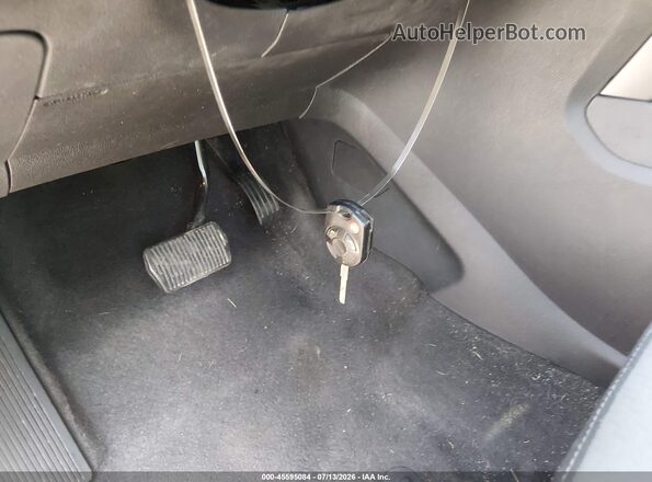 1FMCU0GD3JUA81236 2018 FORD ESCAPE White Вид панелі приладів