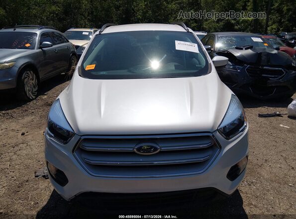 1FMCU0GD3JUA81236 2018 FORD ESCAPE White Вид щитка приладів