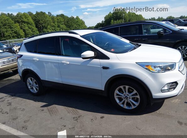 1FMCU0GD3JUC28817 2018 FORD ESCAPE White Rear interior view