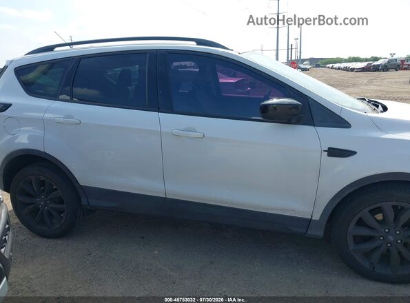1FMCU0GD3JUC59100 2018 FORD ESCAPE White Սալոնի հետևի տեսք