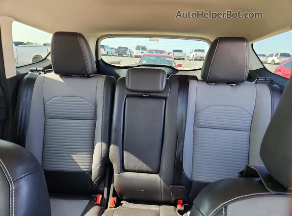 1FMCU0GD3KUB34552 2019 FORD ESCAPE Red Vista de los asientos traseros