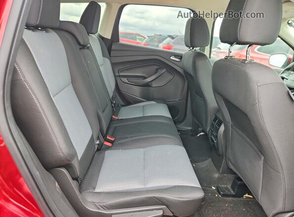 1FMCU0GD4HUA37207 2017 FORD ESCAPE Red Вид задніх сидінь