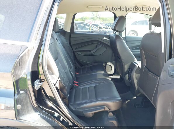 1FMCU0GD4HUC33230 2017 FORD ESCAPE Черный Вид наклейки с VIN-кодом