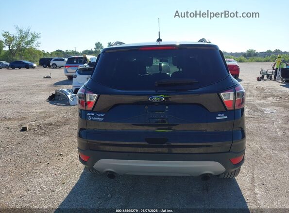 1FMCU0GD4HUC33230 2017 FORD ESCAPE Черный 