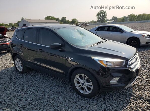 1FMCU0GD4HUC46348 2017 FORD ESCAPE Black Przód prawy